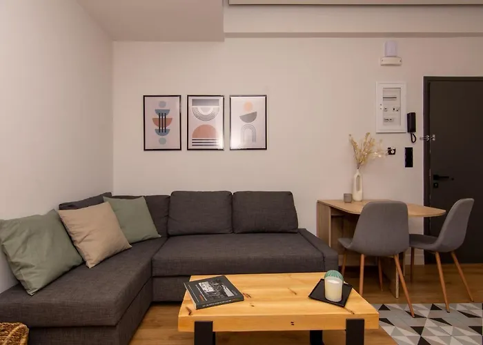 Studio 48, Cozy Apartment In Kalamata City Center